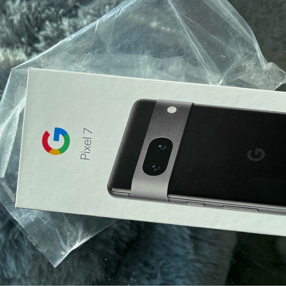 Brand New unopened Google Pixel 7
